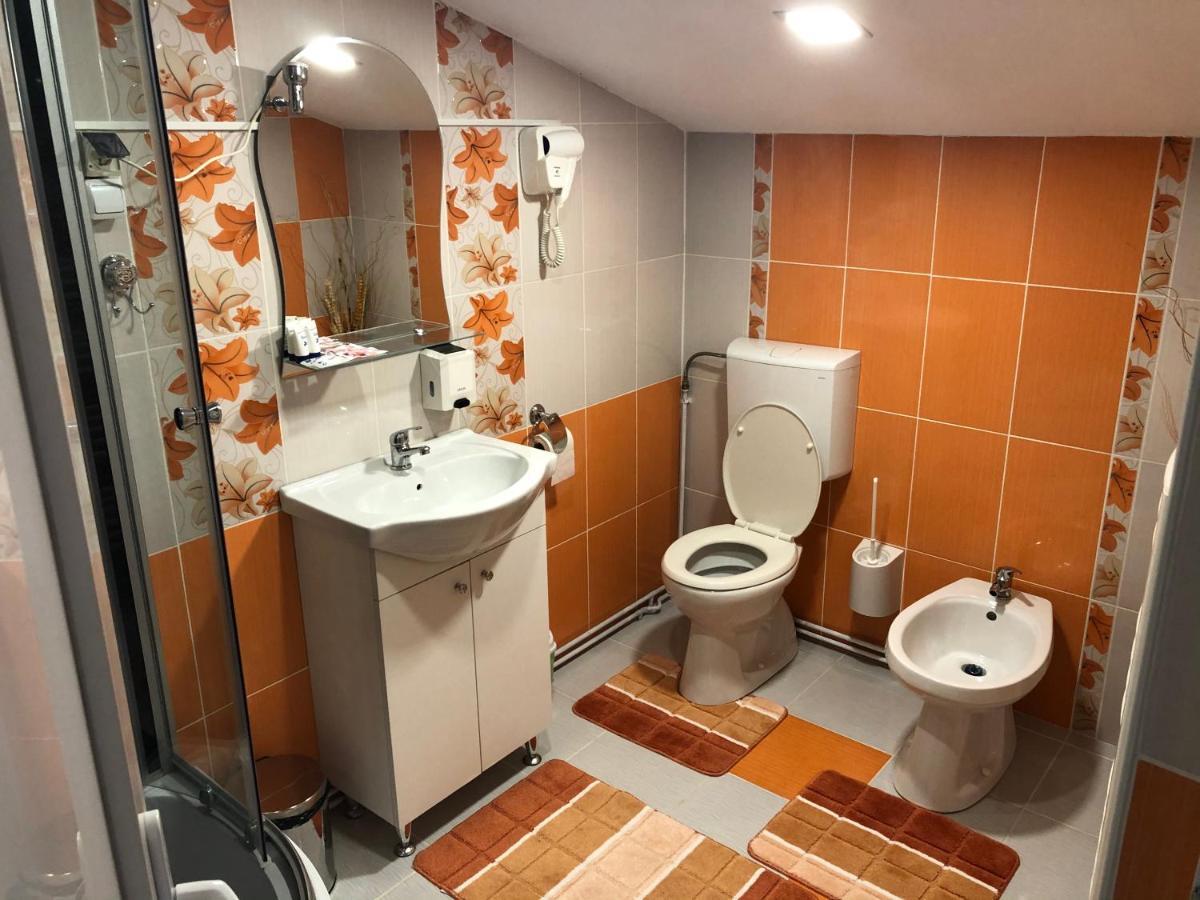 Toni Room Sighisoara Bagian luar foto